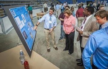 Image of UNH's Undergrad 研究 Conference, which is a perfect way to get involved on campus